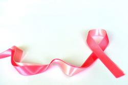 Cancro al seno in menopausa: il sovrappeso accresce il rischio